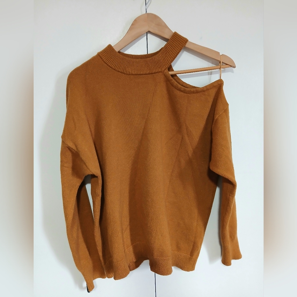 Le Chateâu NWOT Tan Brown Shoulder Cut Out Knit Top XXL